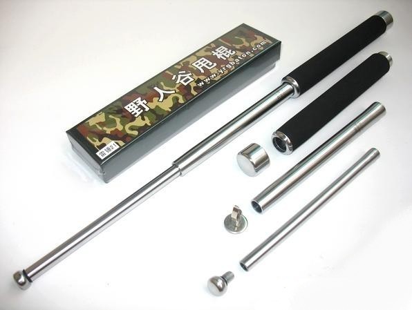 防身甩棍如何使用？